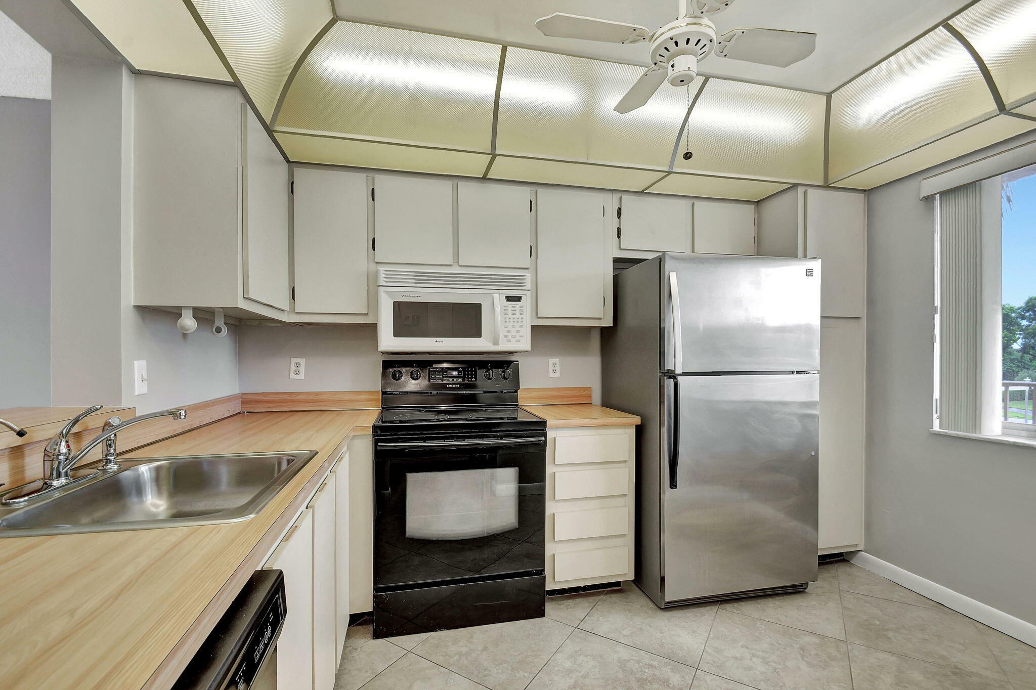 Property Photo:  14307 Bedford Drive 303  FL 33446 