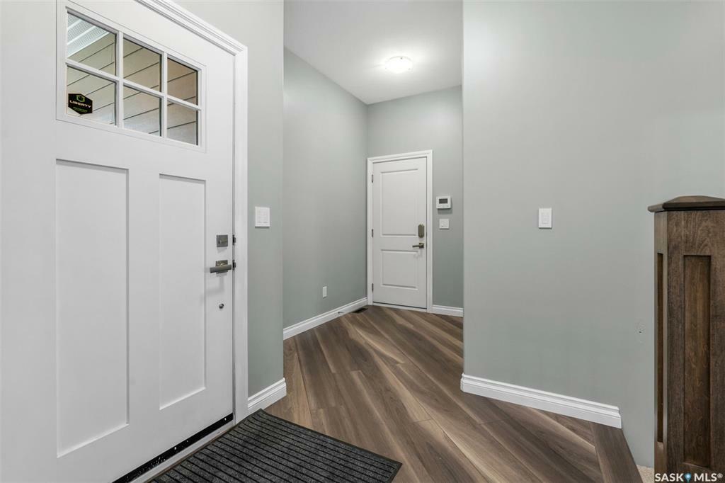 Property Photo:  550 Pritchard Crescent  SK S7V 0G1 