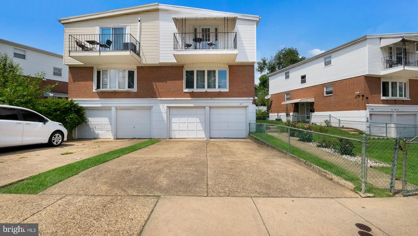 Property Photo: 437 Jeanes Street PA 19116