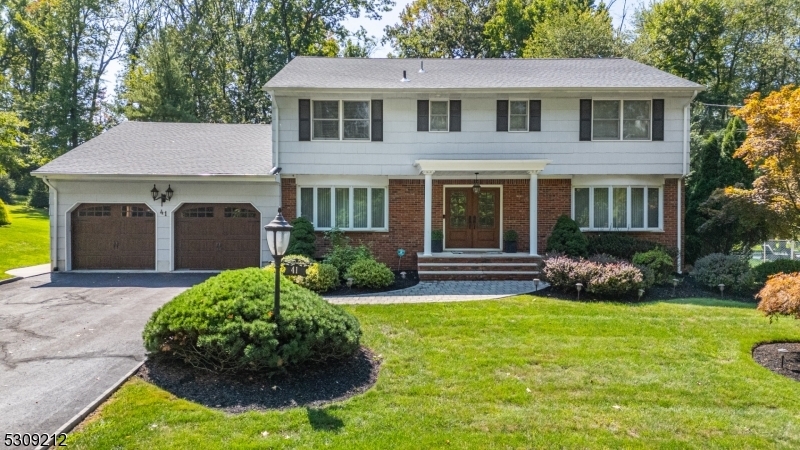 Property Photo: 41 Artillery Park Rd NJ 07512