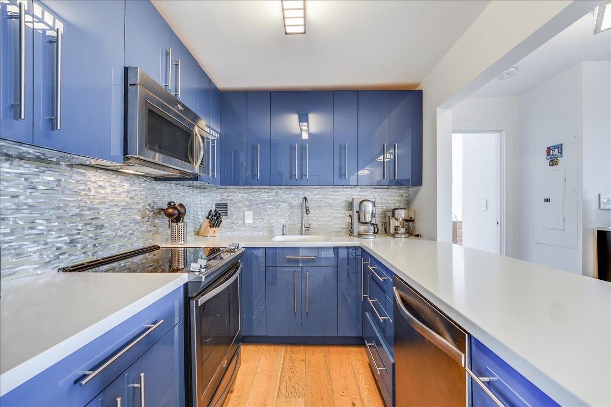 Property Photo:  300 Newark St 7G  NJ 07030 