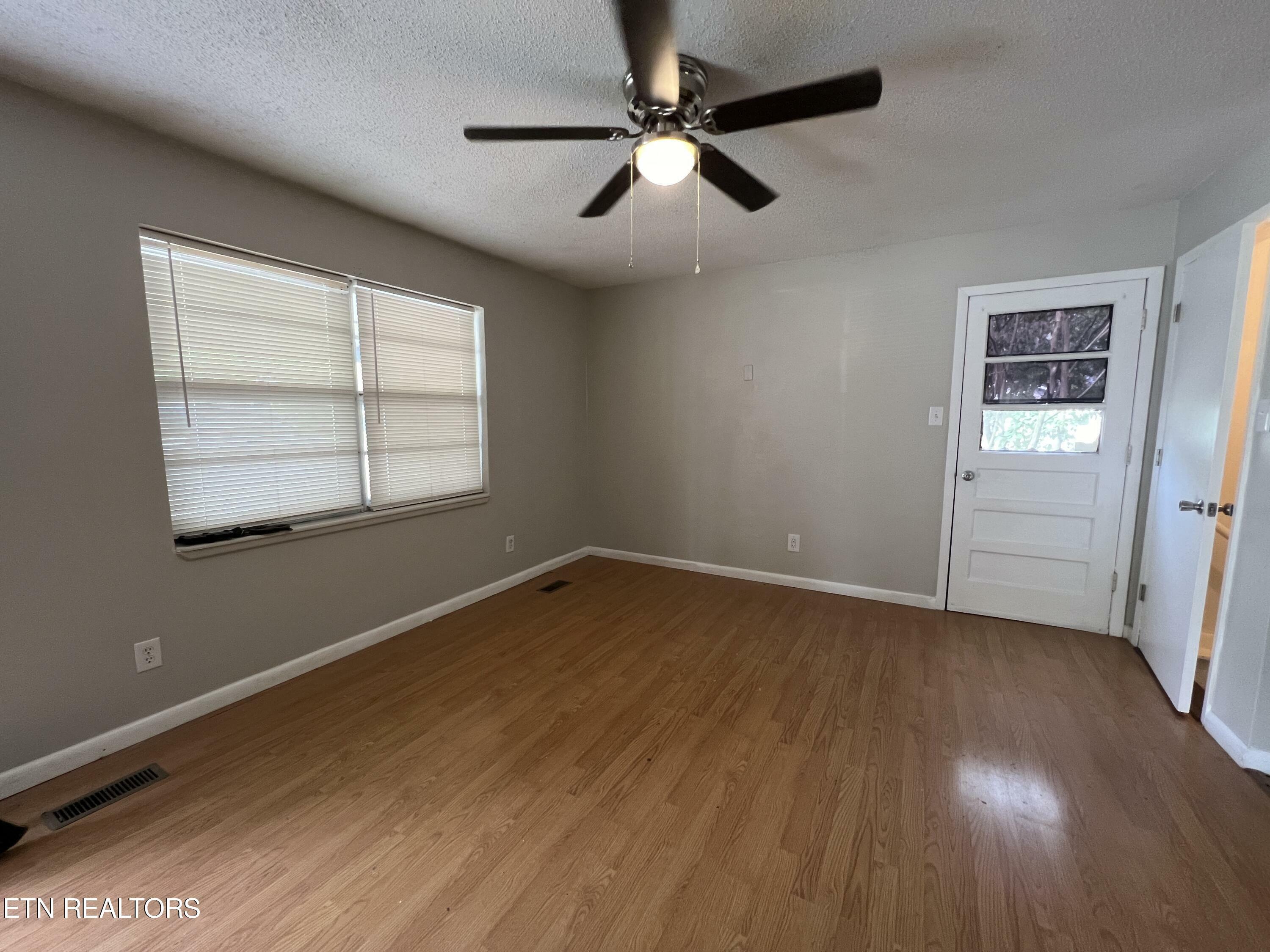 Property Photo:  678 Peachtree Lane  TN 37763 