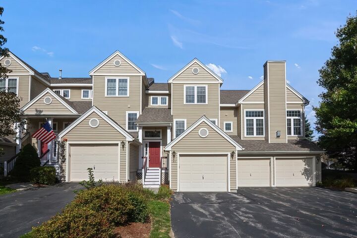 Property Photo: 51 Edward Dr 51 MA 01536