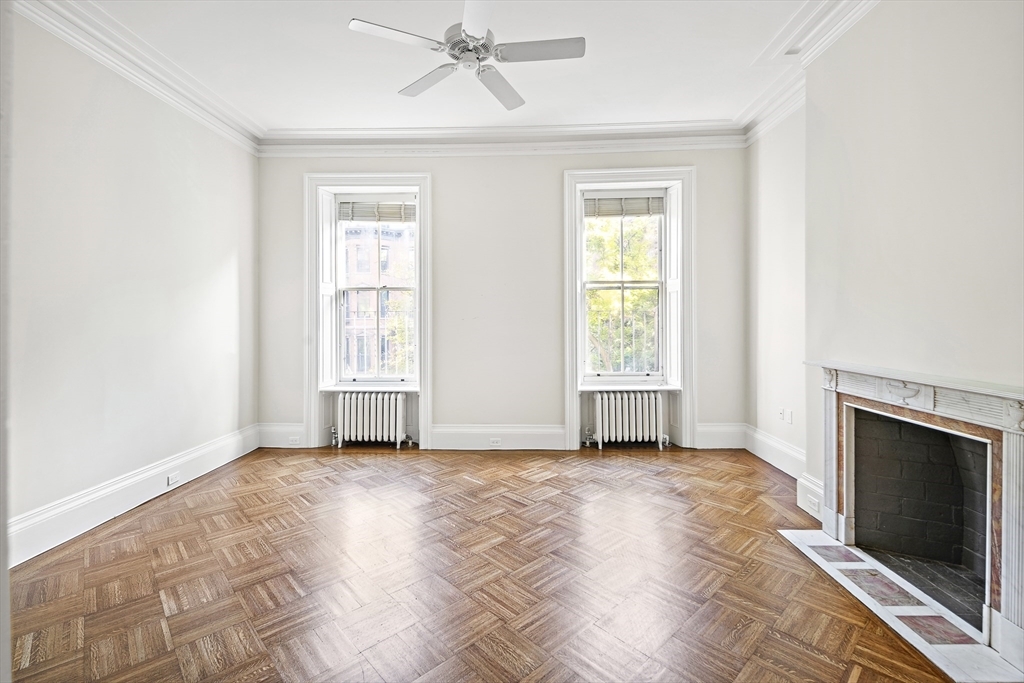 Property Photo: 73 Marlborough St 4 MA 02116