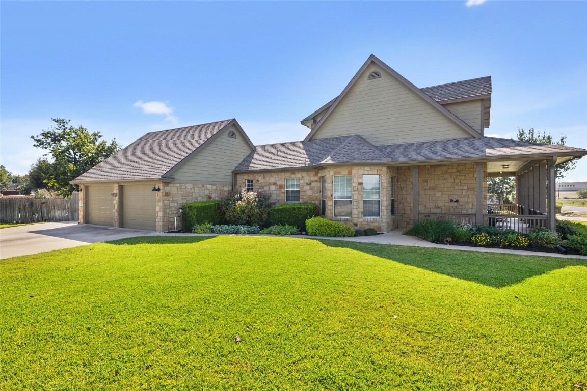 Property Photo:  4106 North Drive  TX 76574 