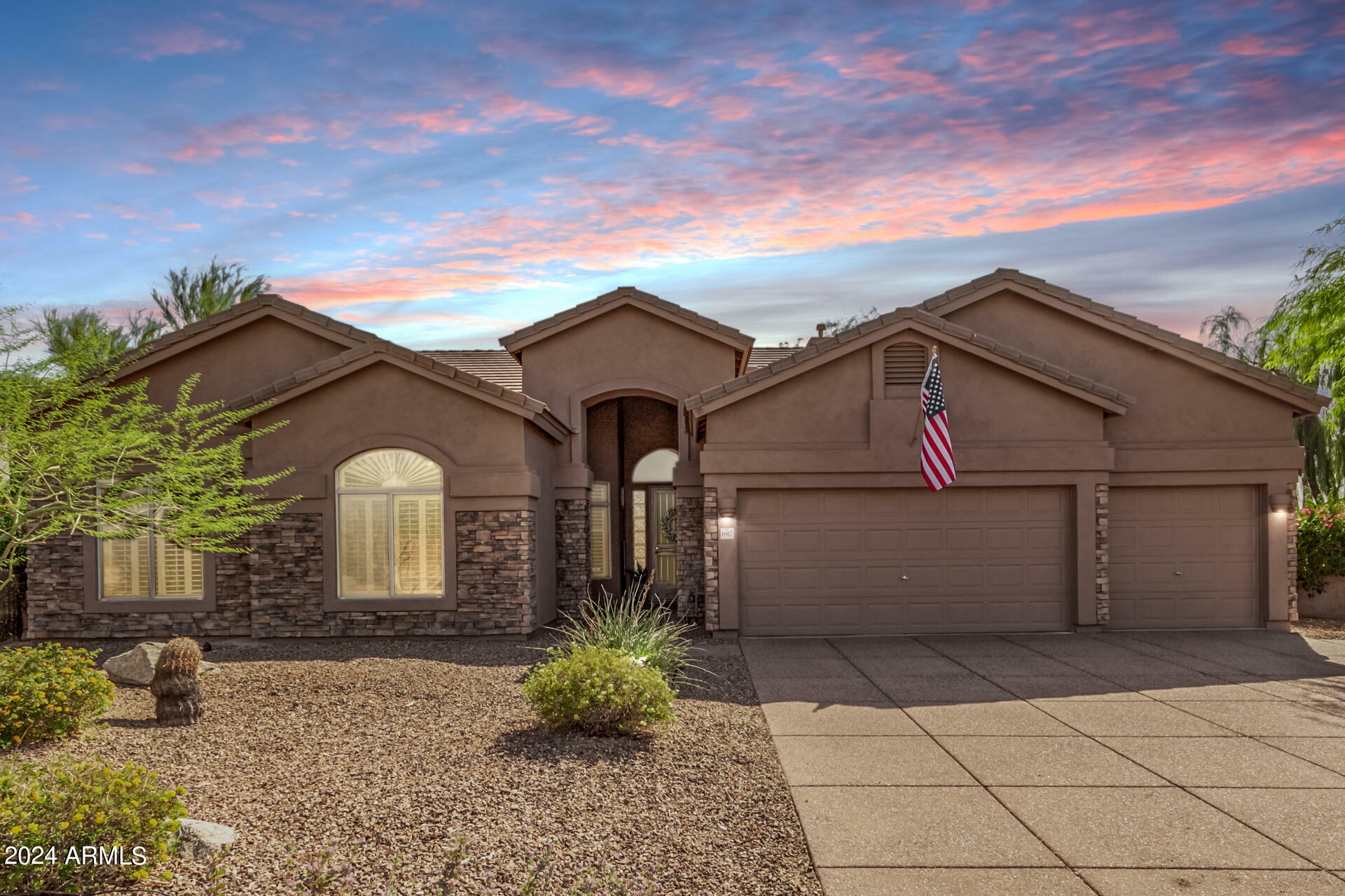 Property Photo:  6917 E Trailridge Circle  AZ 85207 