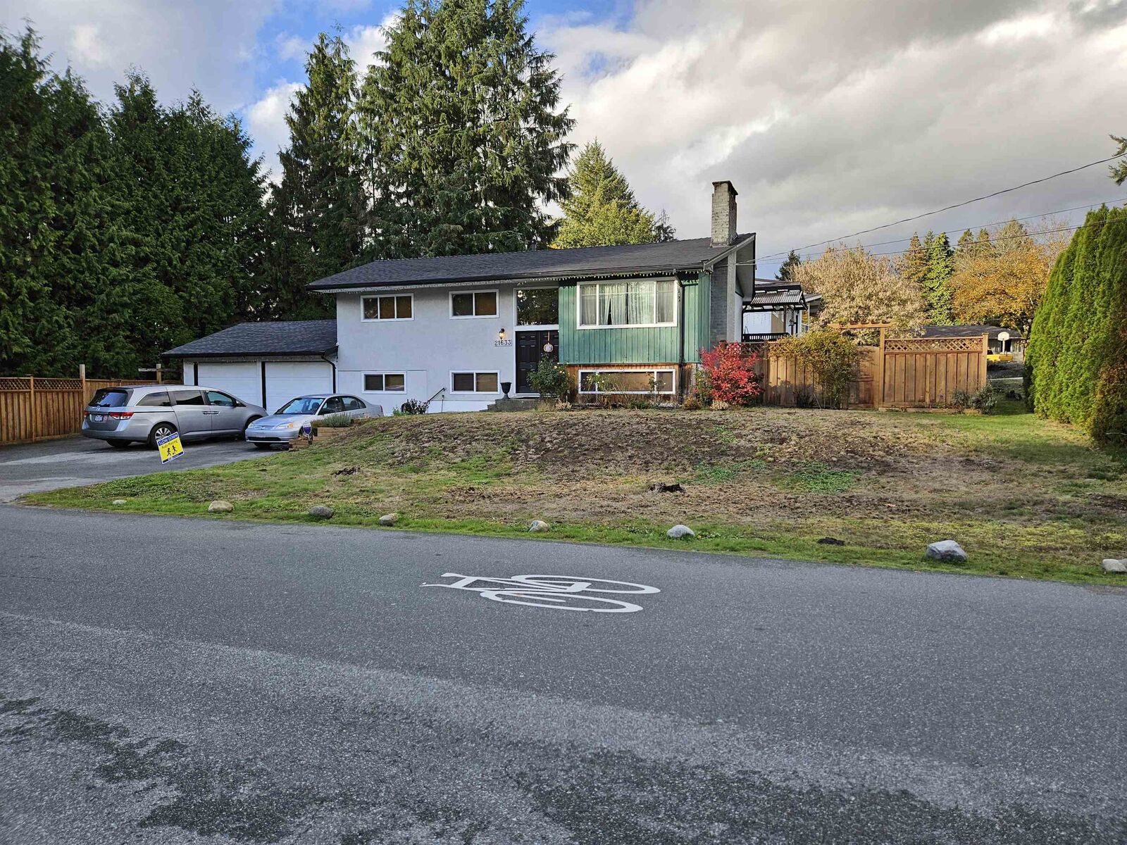 Property Photo: 21633 Donovan Avenue BC V3X 3A2