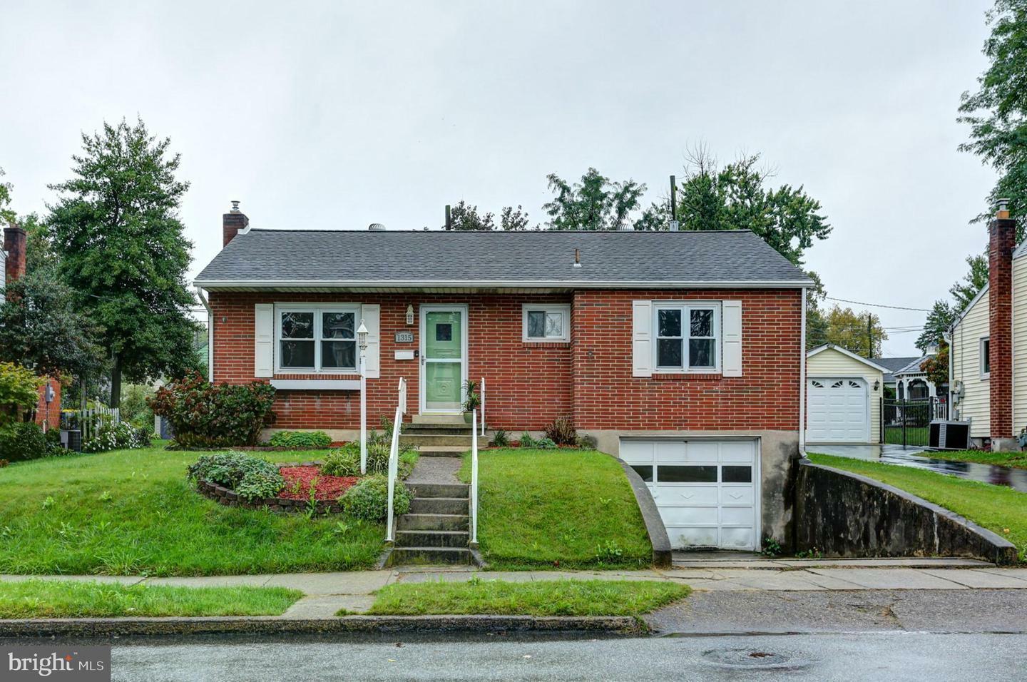 Property Photo:  1315 Brandt Avenue  PA 17070 