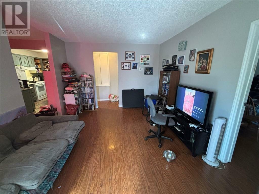 Property Photo:  479 Monck Street  ON P3C 4A1 