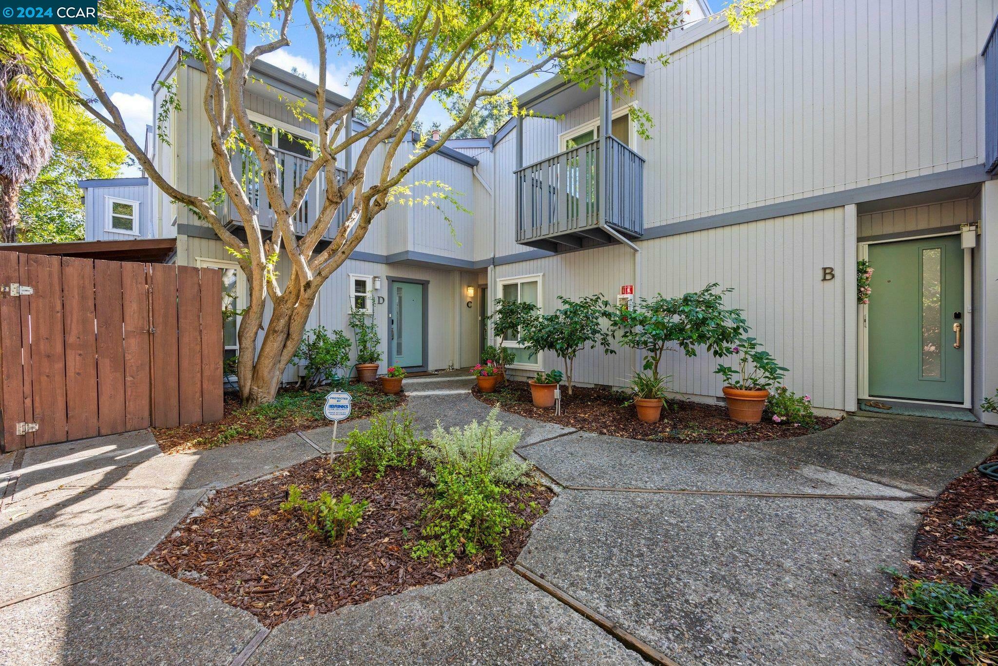 Property Photo:  944 Dewing Ave C  CA 94549 