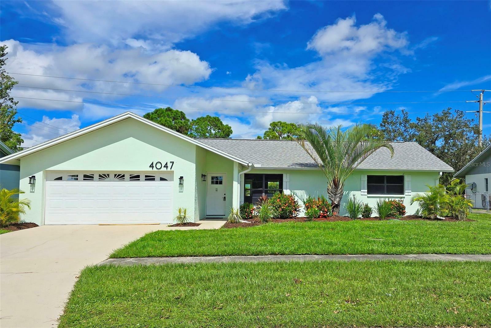 Property Photo:  4047 Teakwood Lane  FL 34232 