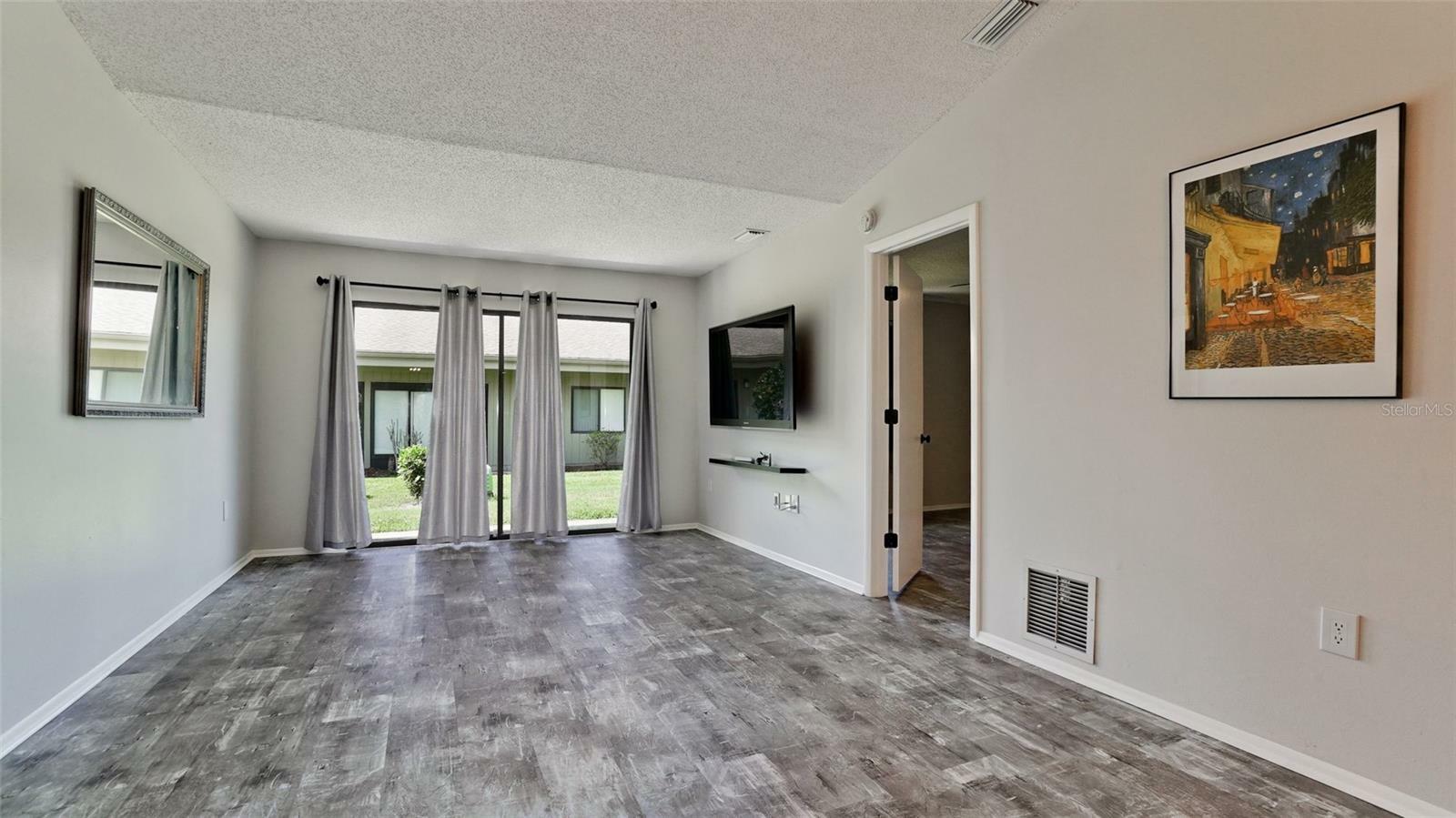 Property Photo:  2704 60th Avenue Plaza S 2704  FL 34207 