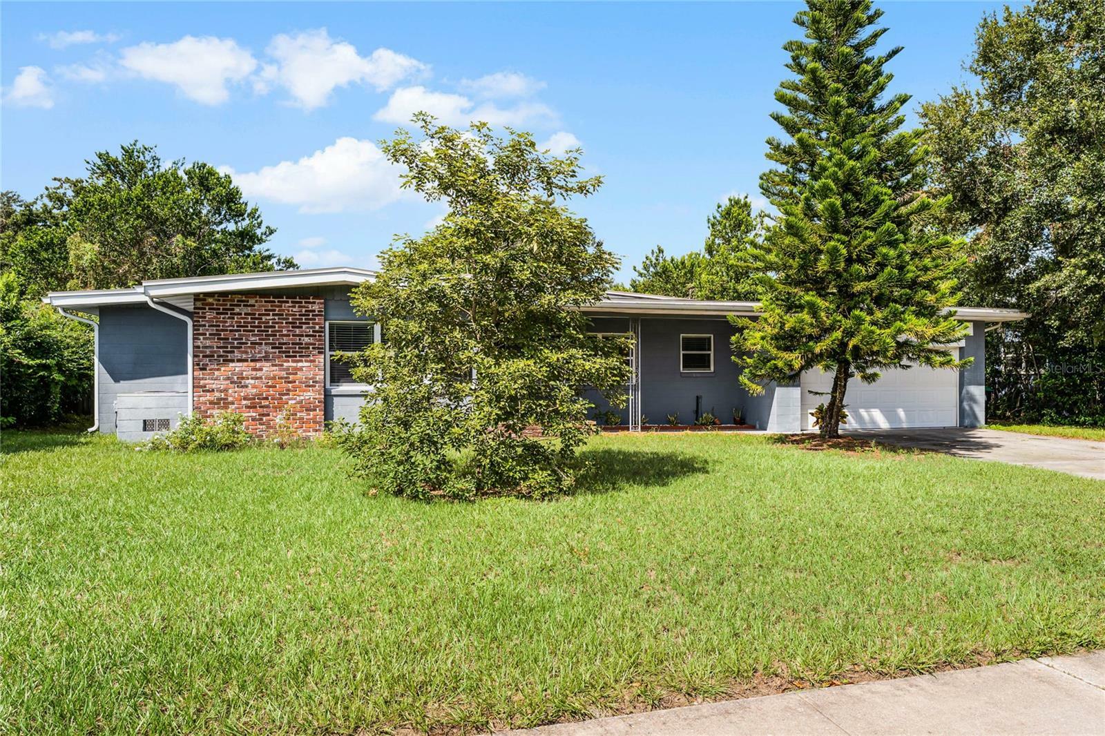 Property Photo:  3300 S Fern Creek Avenue  FL 32806 