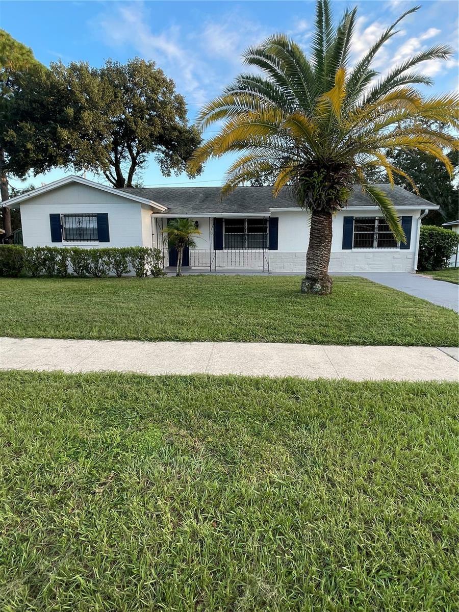 Property Photo:  858 Darwin Drive  FL 32701 