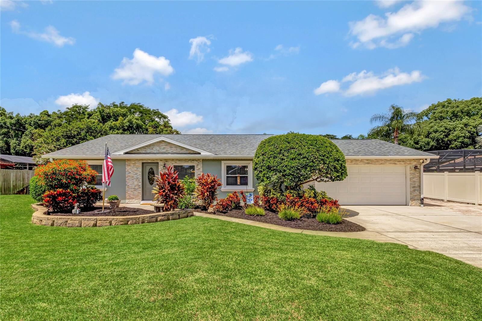 Property Photo:  9414 Sombrero Avenue  FL 32703 