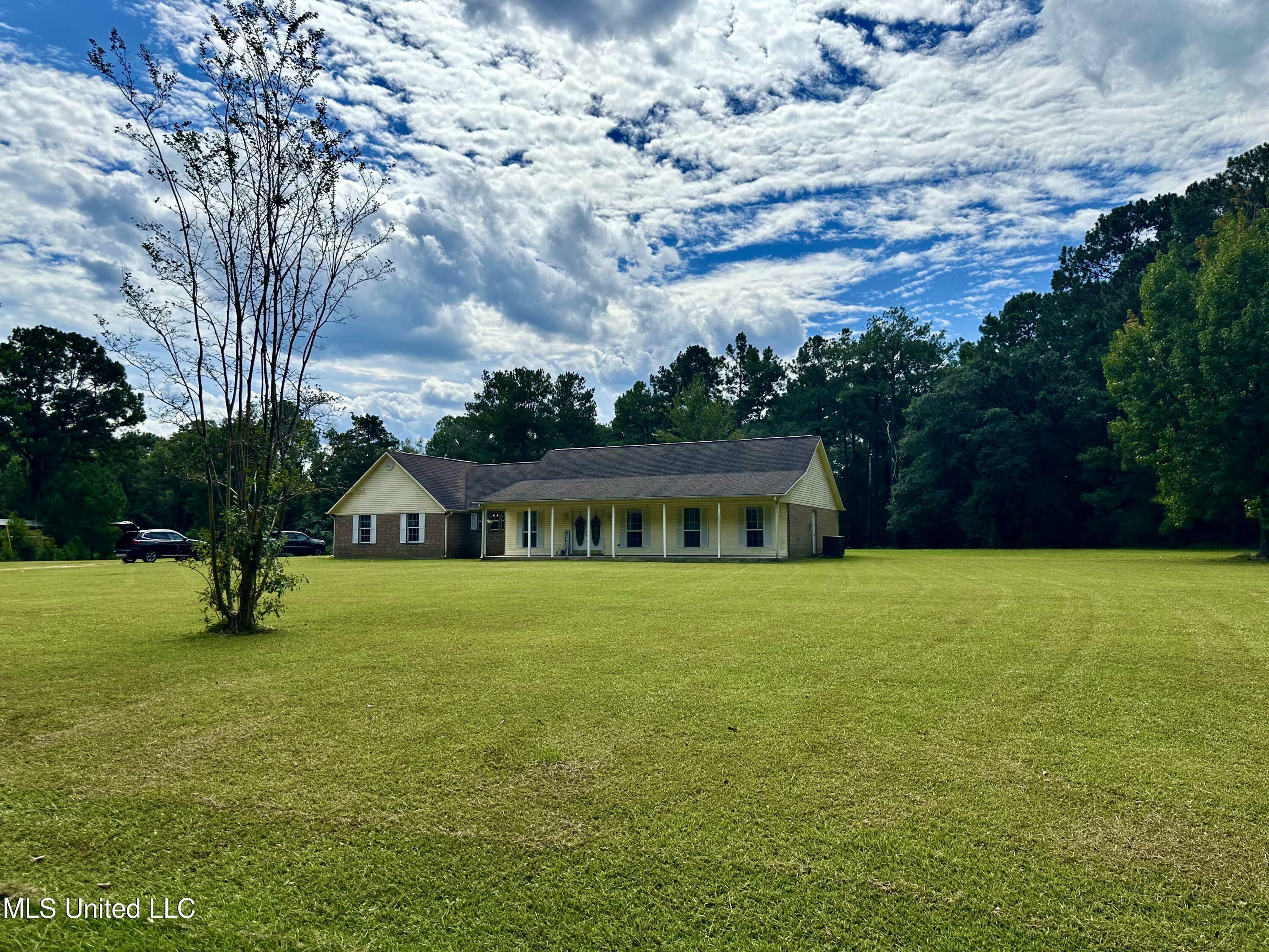 Property Photo:  1108 Sampson Road  MS 39452 