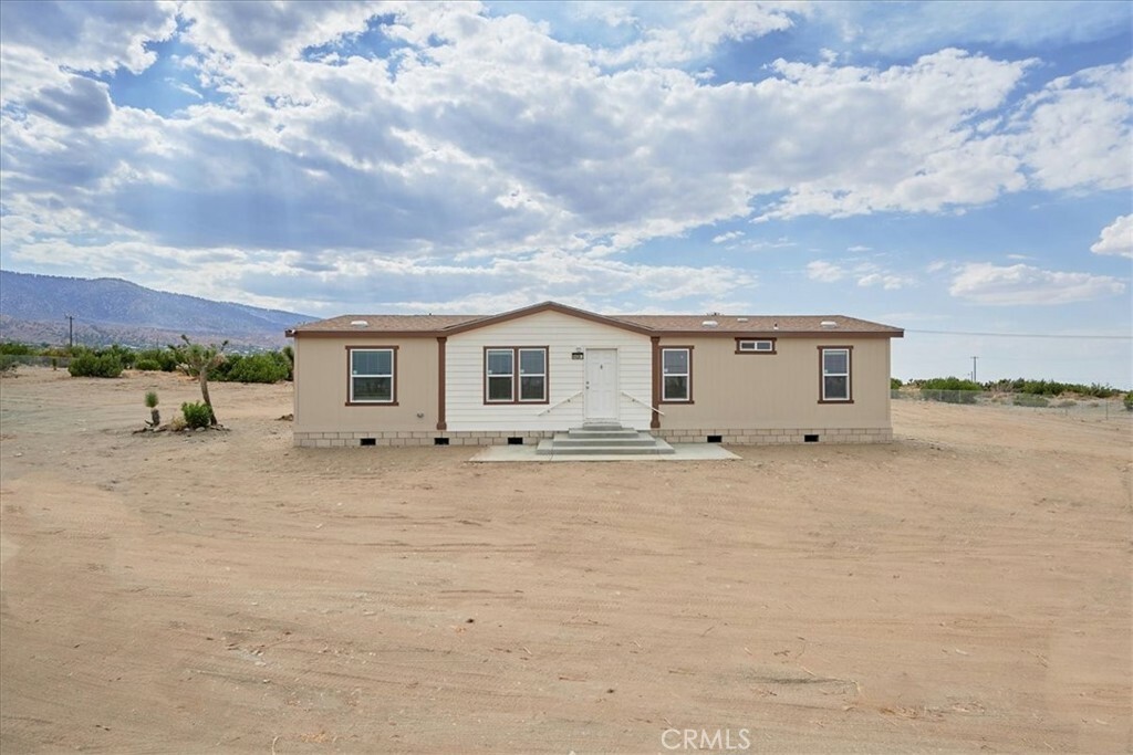 Property Photo: 9426 Gitano Road CA 92371