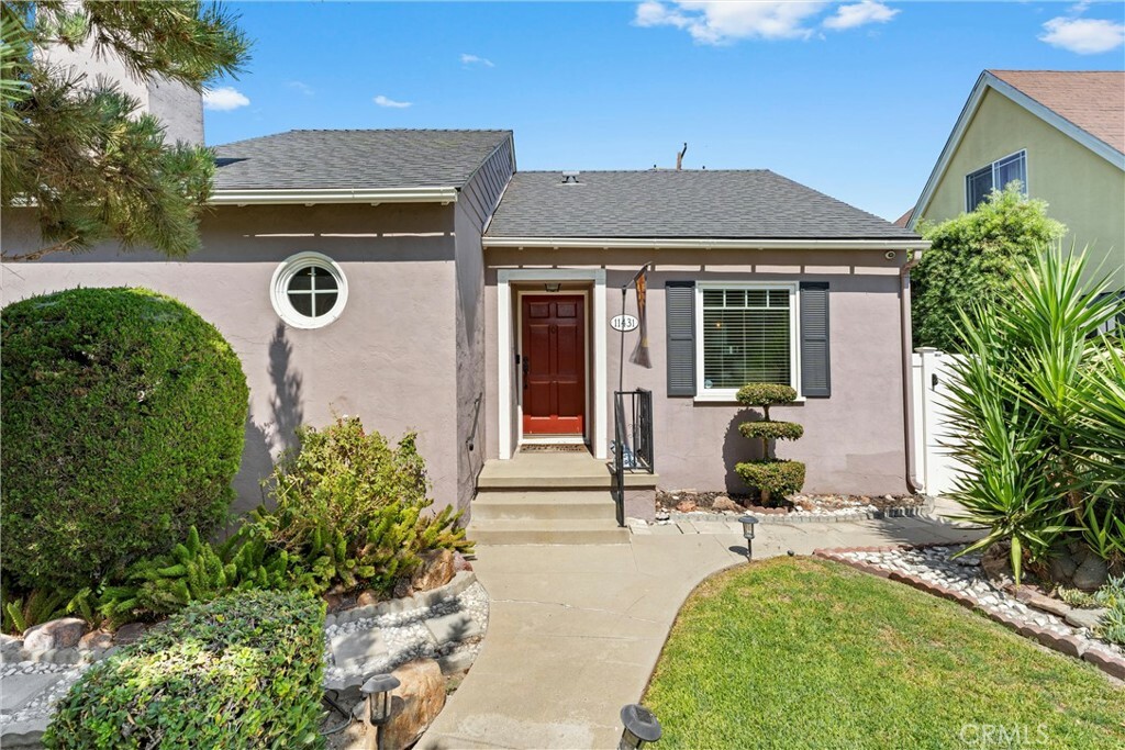 Property Photo:  11431 Hadley Street  CA 90606 