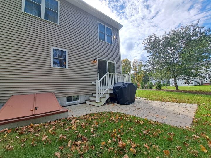 Property Photo:  140 N Walker St 515  MA 02780 