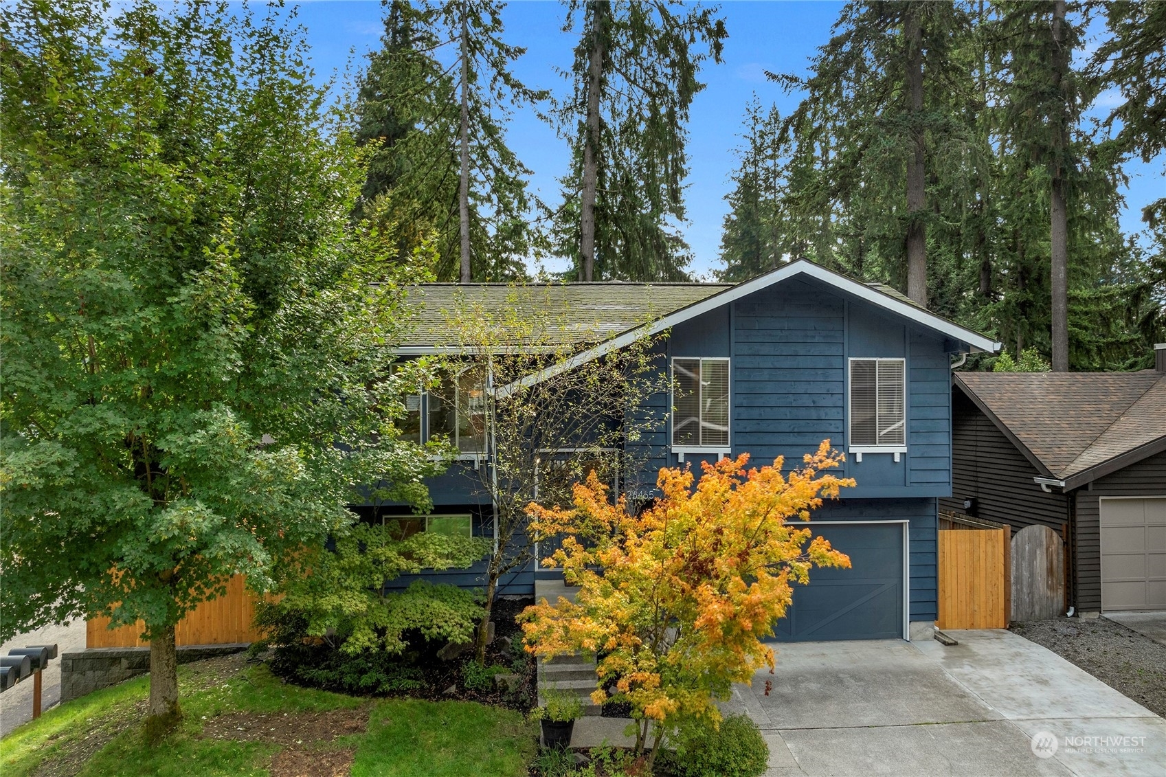 Property Photo:  26465 186th Court SE  WA 98042 