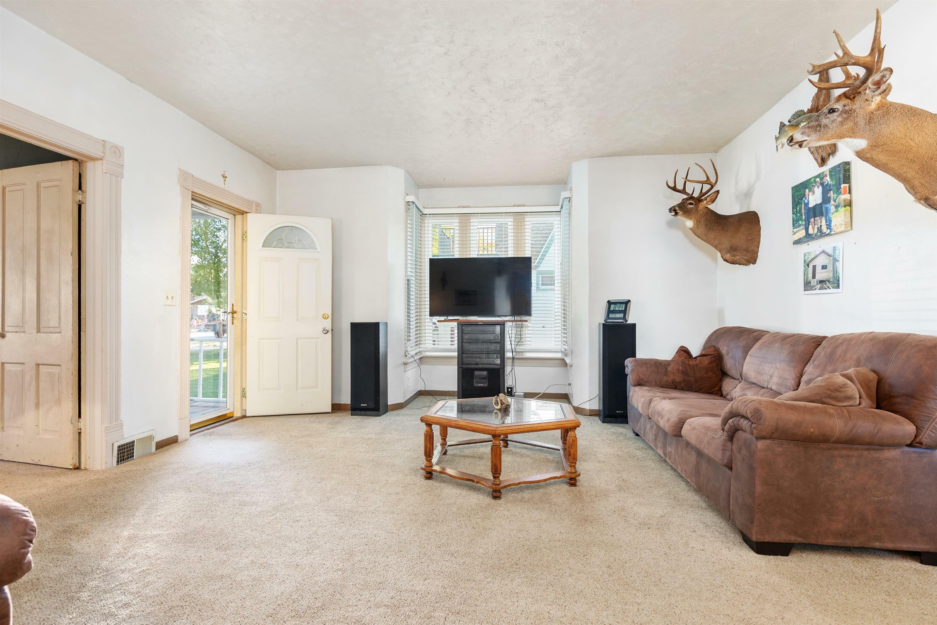 Property Photo:  313 E 9th Street  WI 54130-2819 