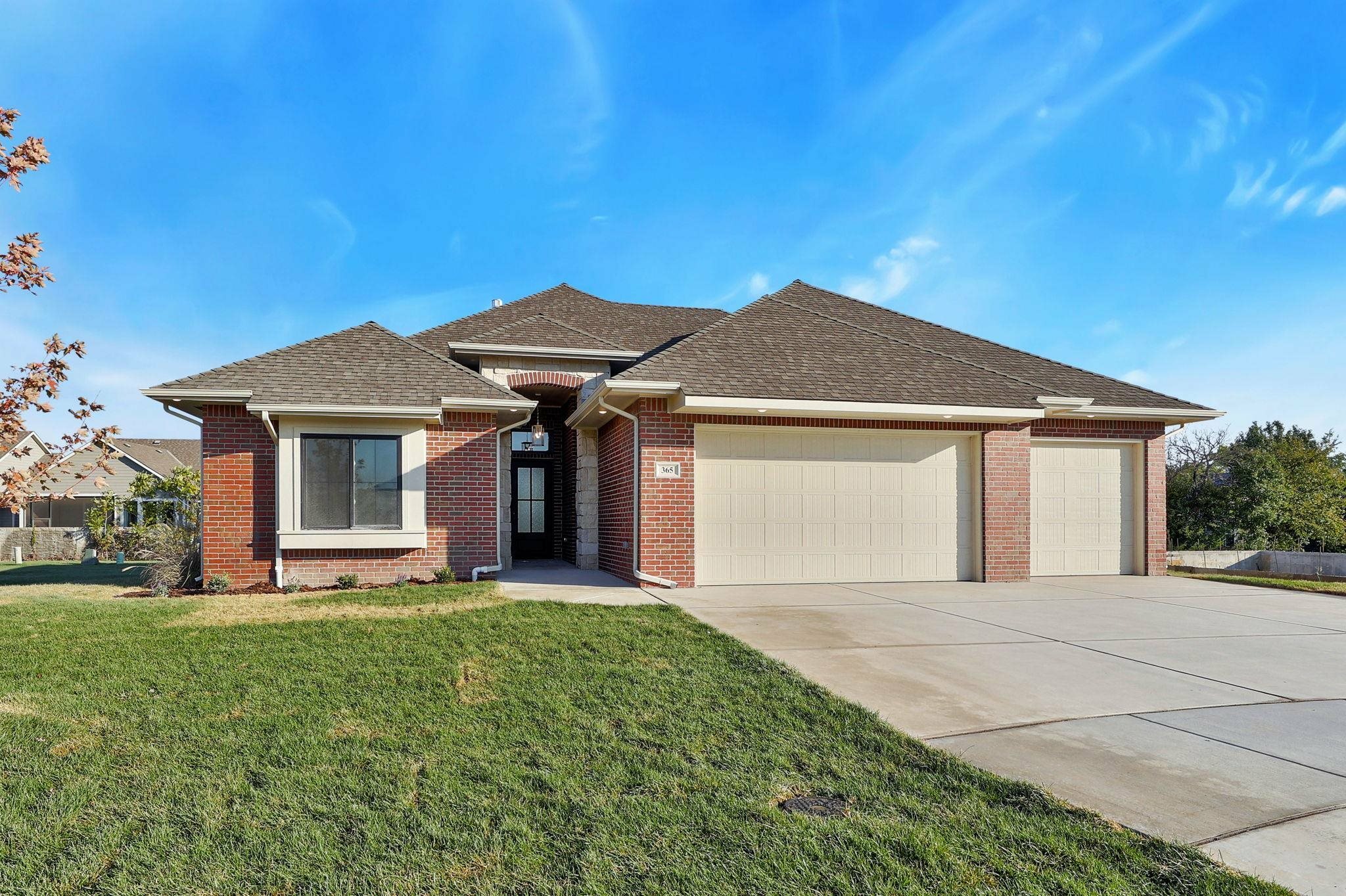 Property Photo:  365 N Jackson Heights Ct  KS 67206 