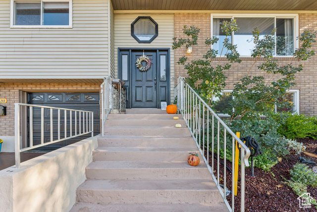 Property Photo:  2520 E Catalina Dr S  UT 84121 