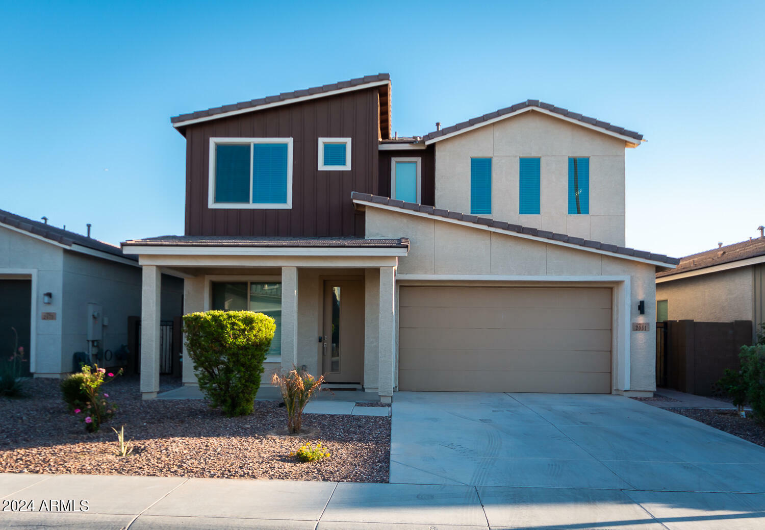 Property Photo:  2061 E Wisteria Drive  AZ 85286 