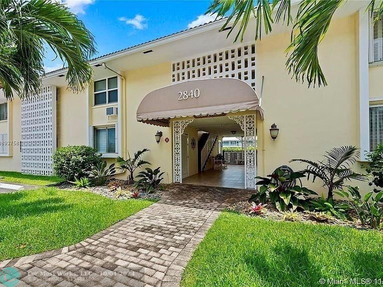 Property Photo: 2840 NE 33rd Ct FL 33306