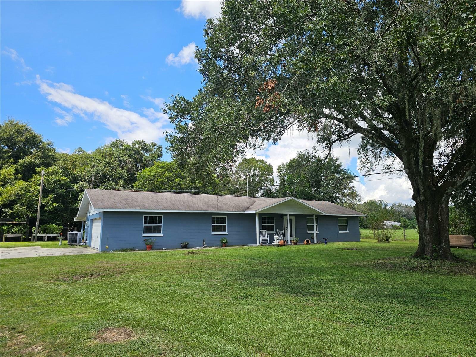 Property Photo:  4810 N Galloway Road  FL 33810 