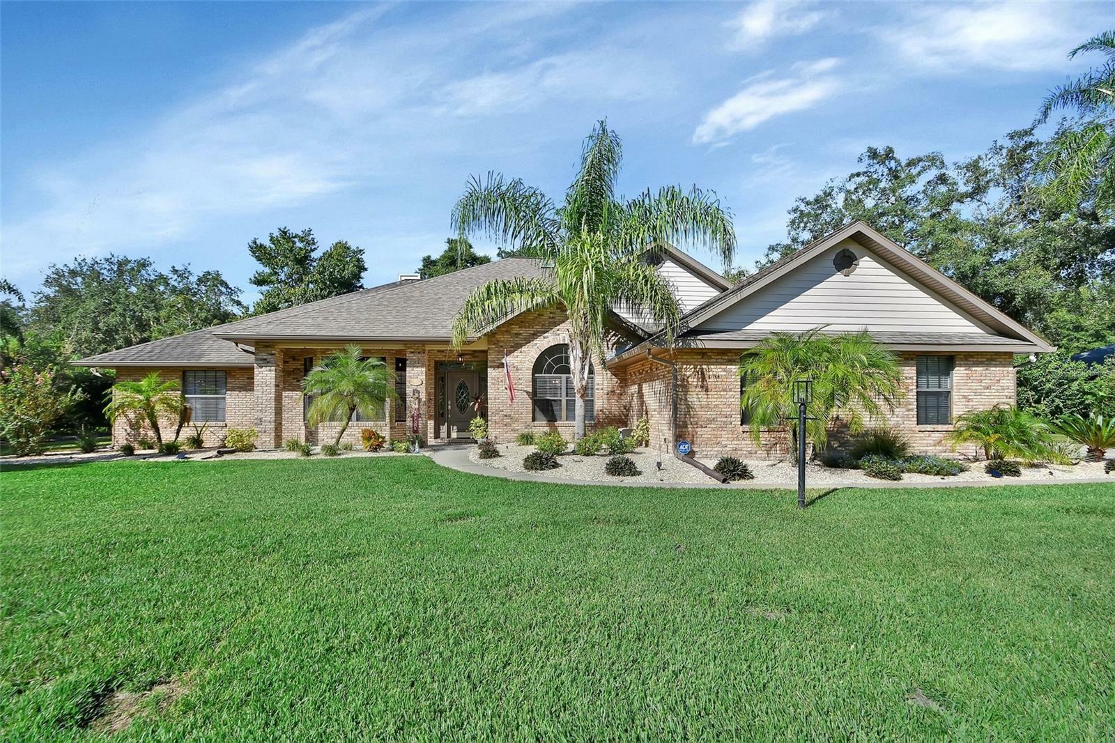 Property Photo:  761 Old Treeline Trail  FL 32724 