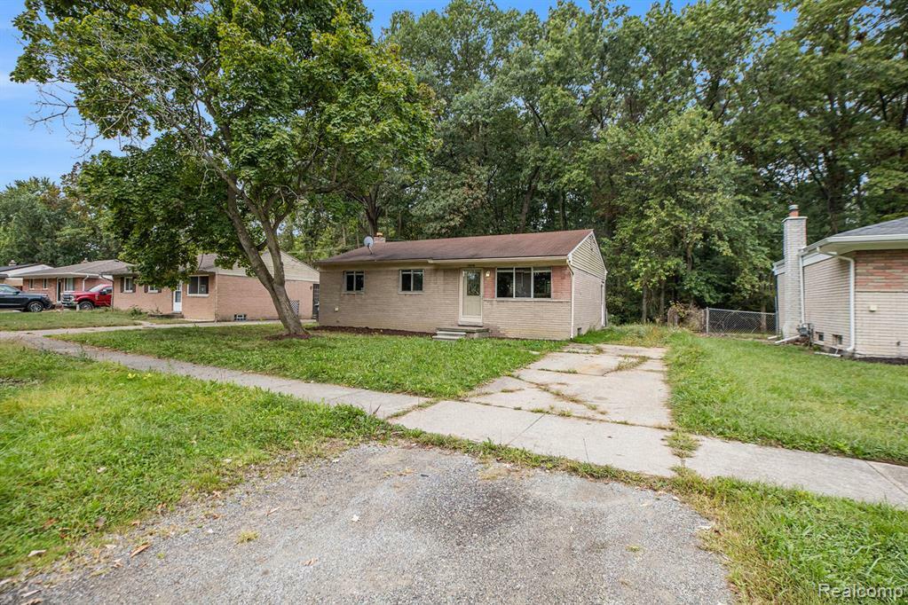 Property Photo:  15846 Hampden Street  MI 48180 4928 