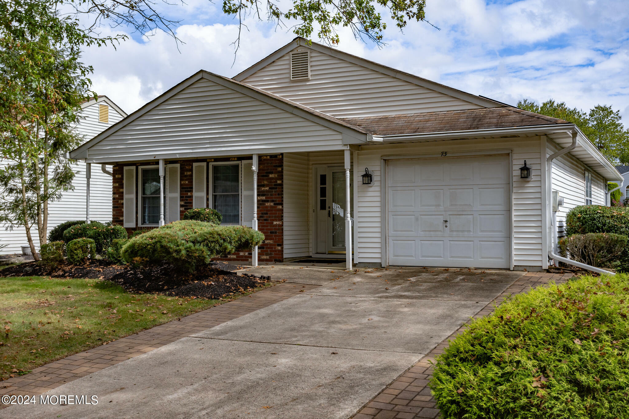 Property Photo:  73 Deep Hollow Lane N  NJ 08022 