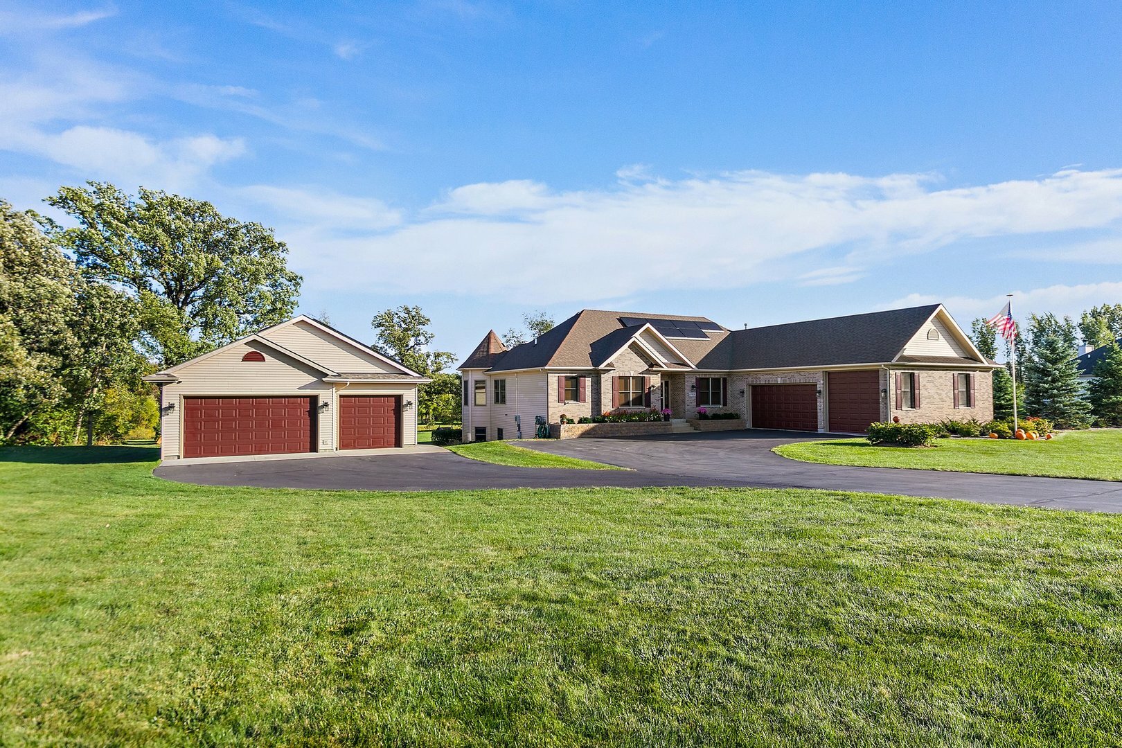 Property Photo:  8908 S Hill Road  IL 60152 