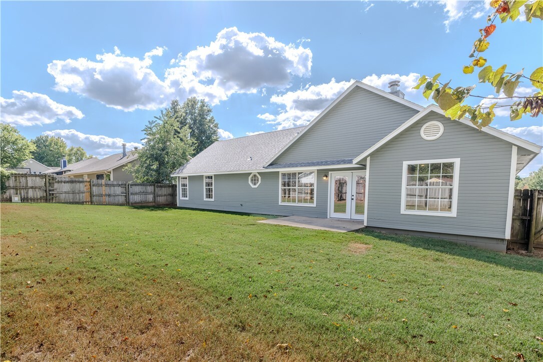 Property Photo:  1856 Salem Road  AR 72704 