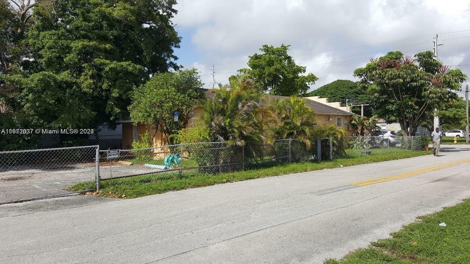 Property Photo:  520 NW 2nd Ave  FL 33009 