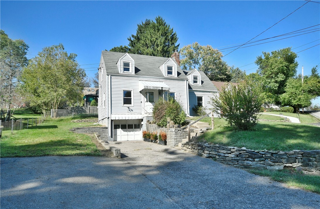 Property Photo: 5124 Park Ave PA 15102