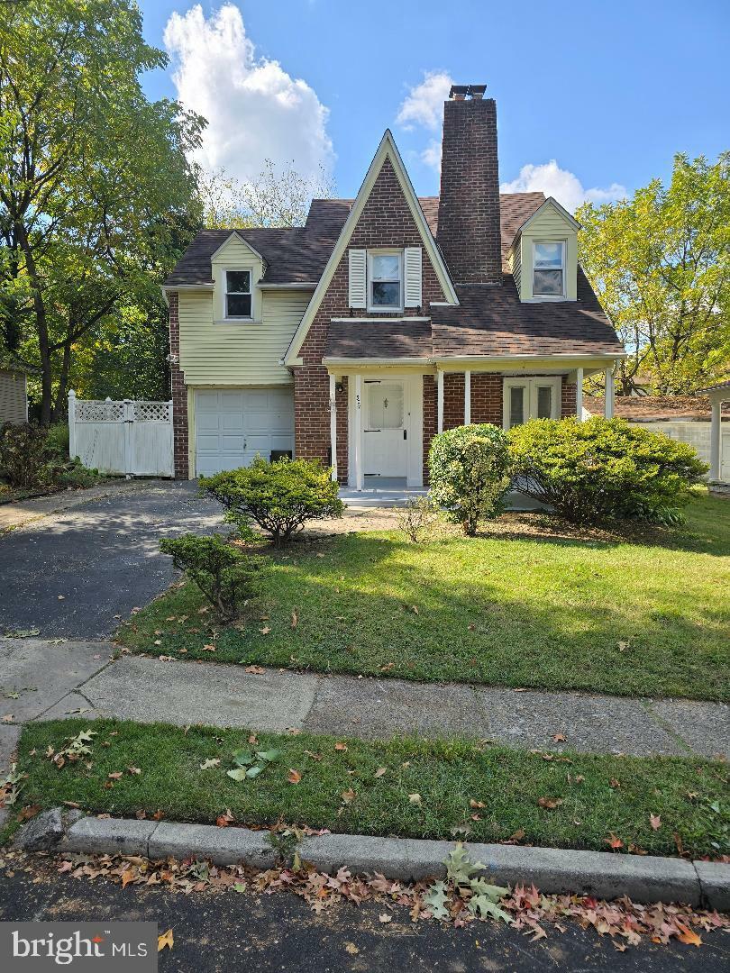 Property Photo:  304 Clearbrook Avenue  PA 19050 