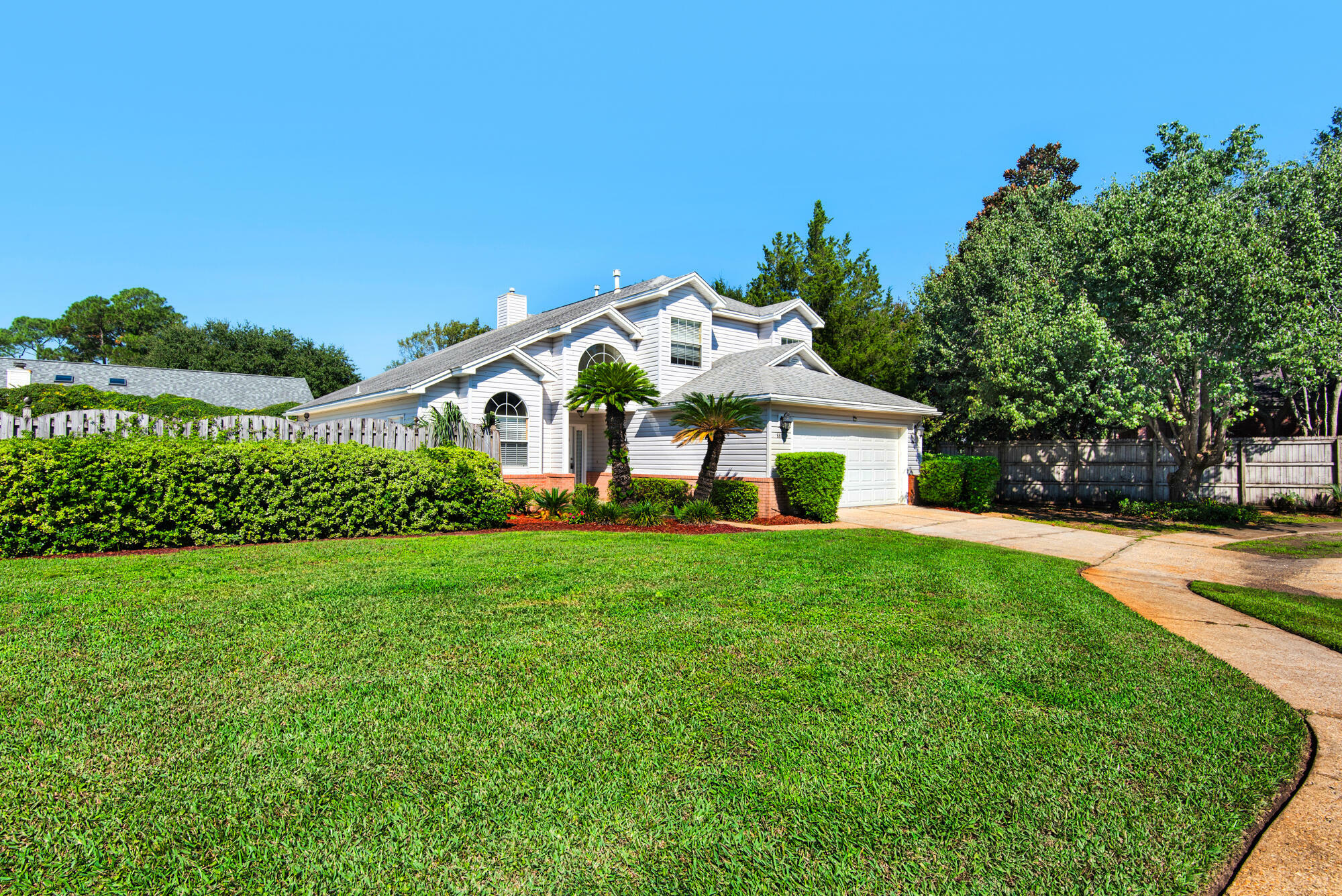 Property Photo:  880 Brande Court  FL 32579 