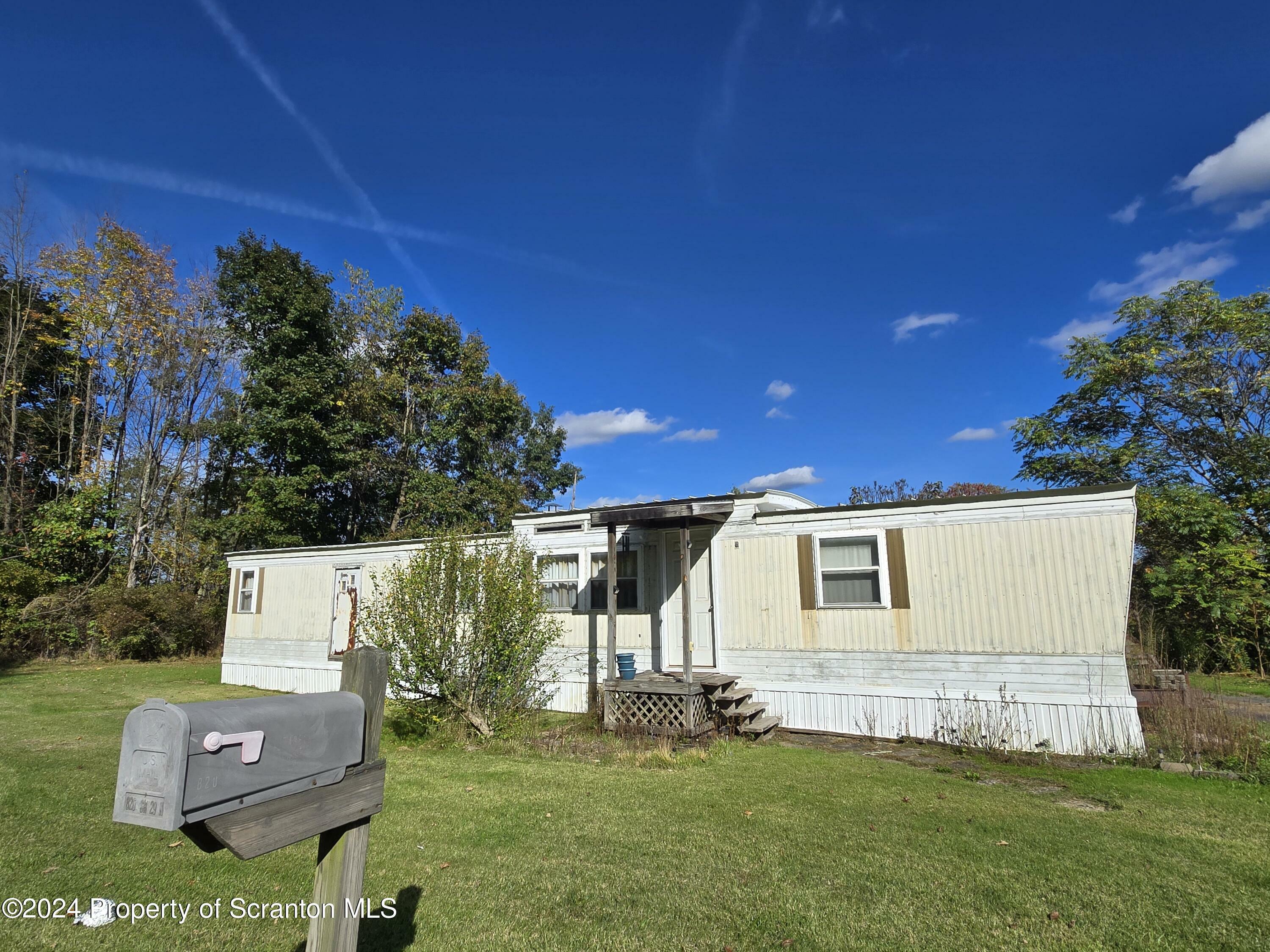 Property Photo:  820 SR 29 N  PA 18657 