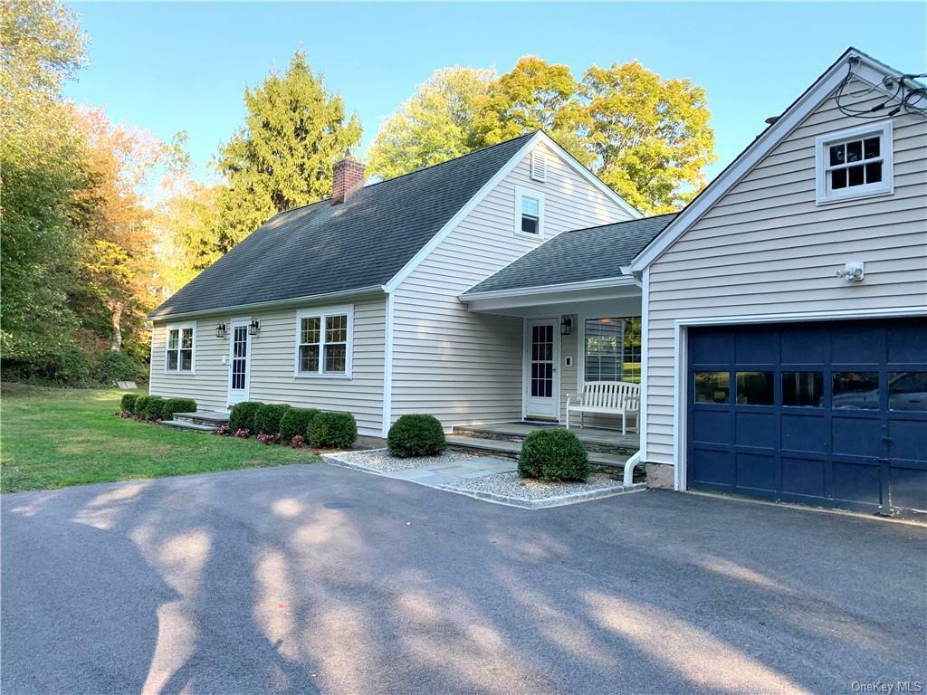 Property Photo:  11 Calf Pasture Lane  NY 10576 