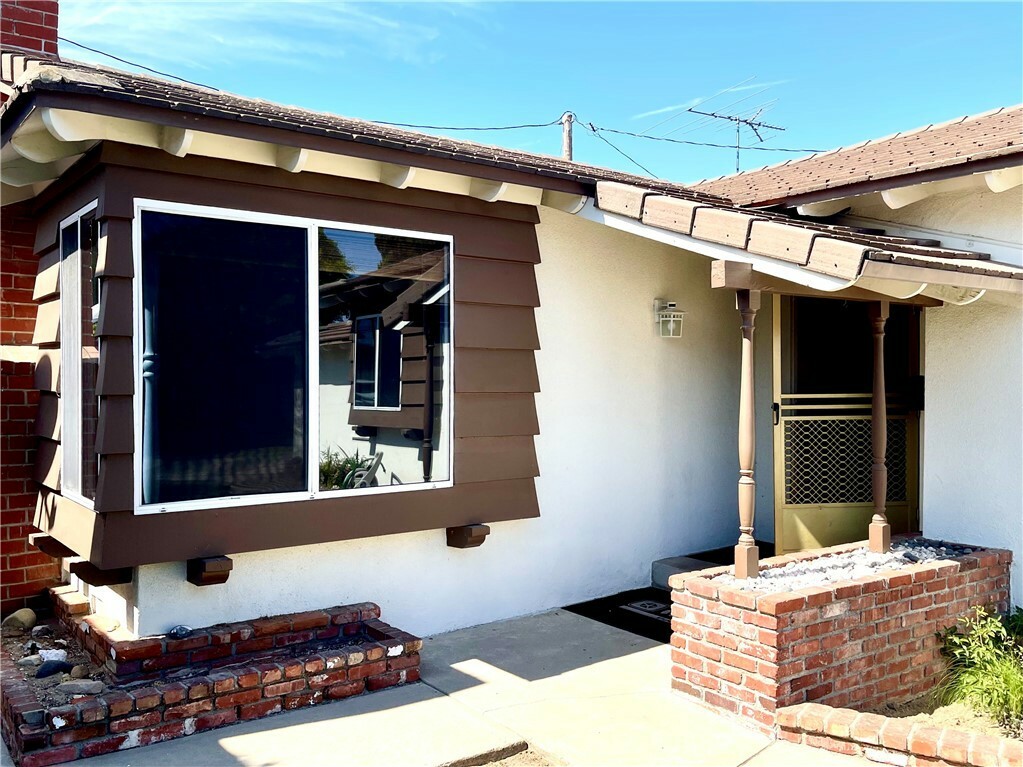 Property Photo:  25423 Adamo Avenue  CA 90717 