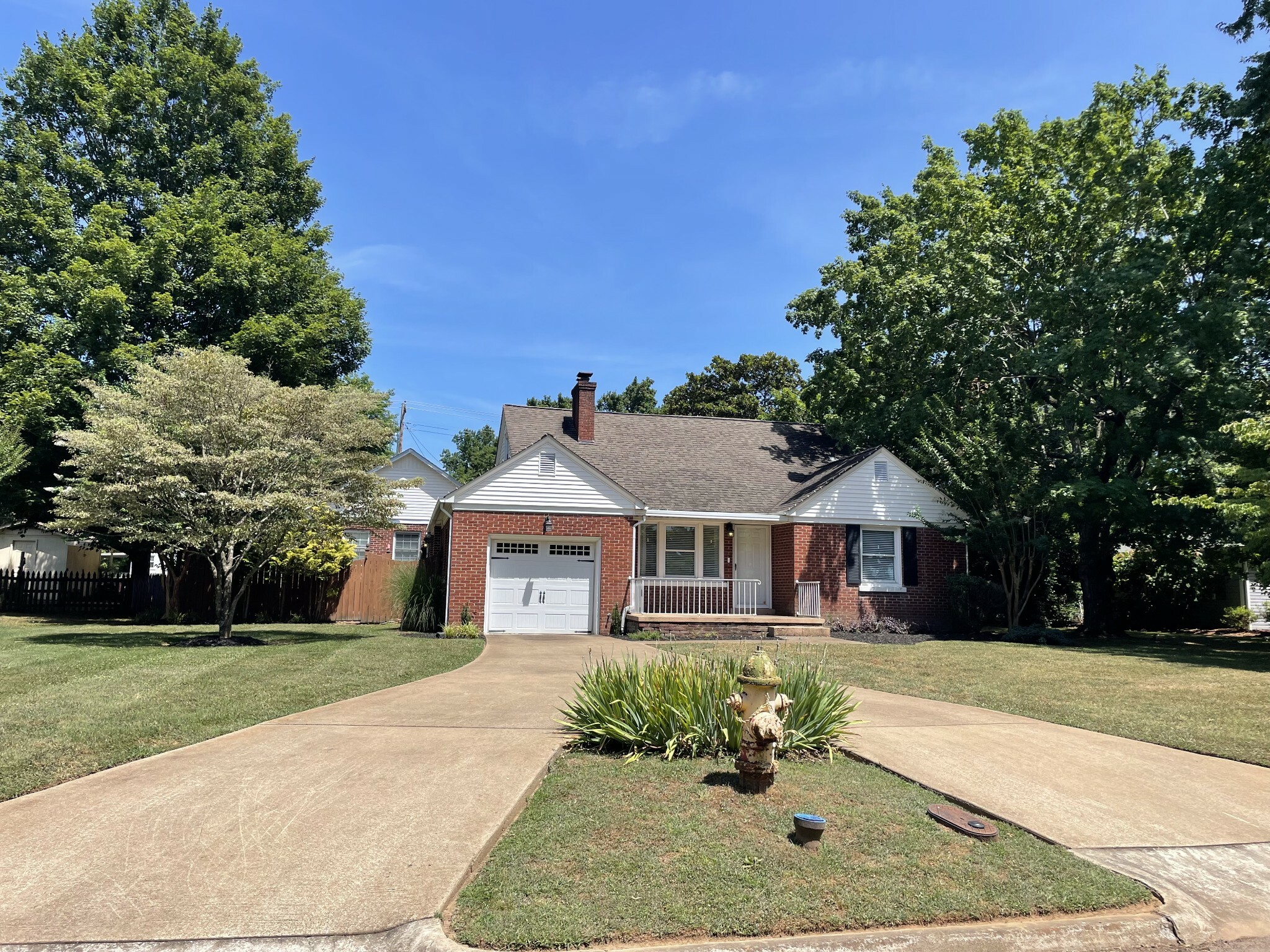 Property Photo:  232 Caperton Ave  TN 38464 