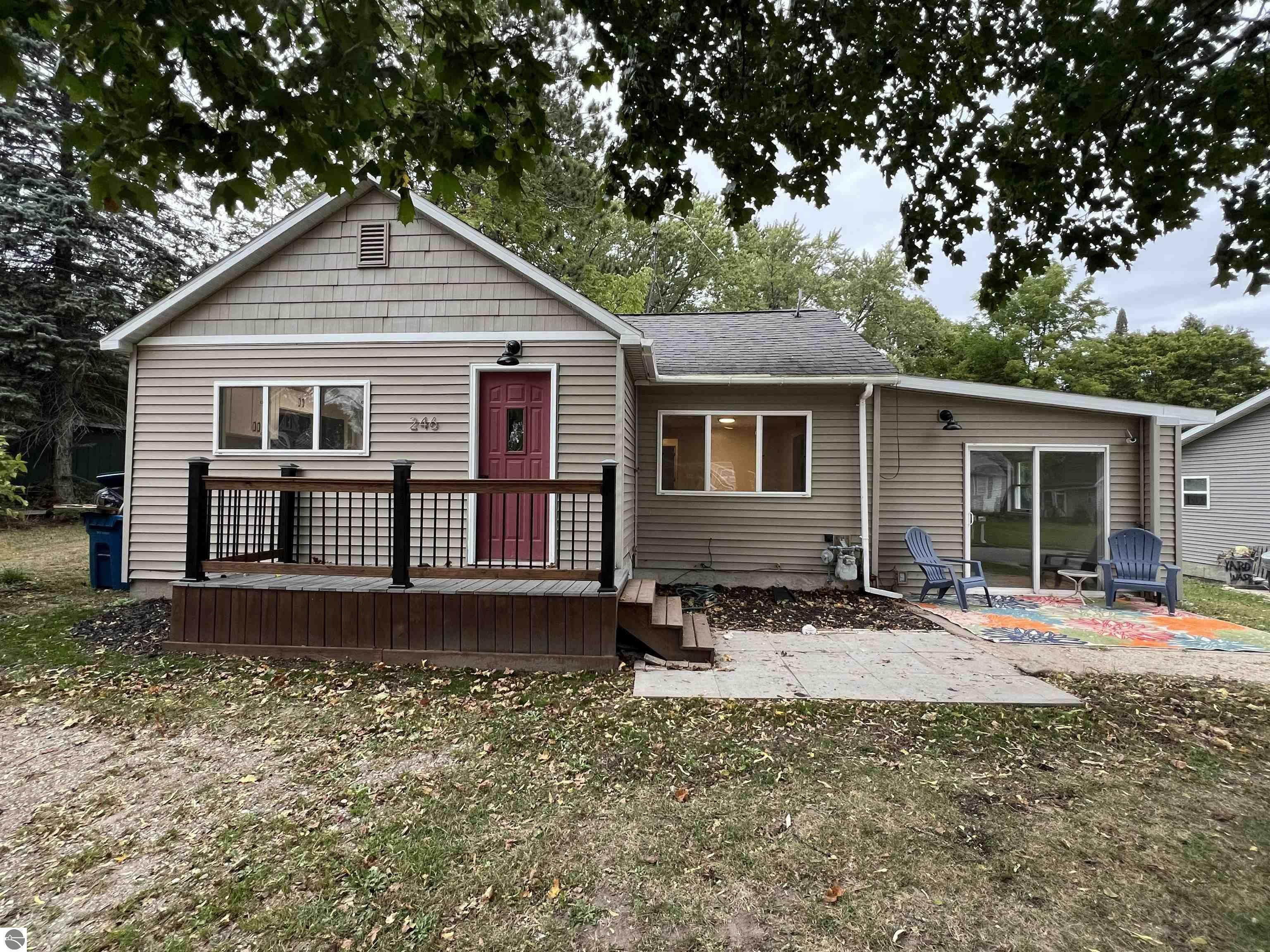 Property Photo:  246 Robertson Street  MI 49601 