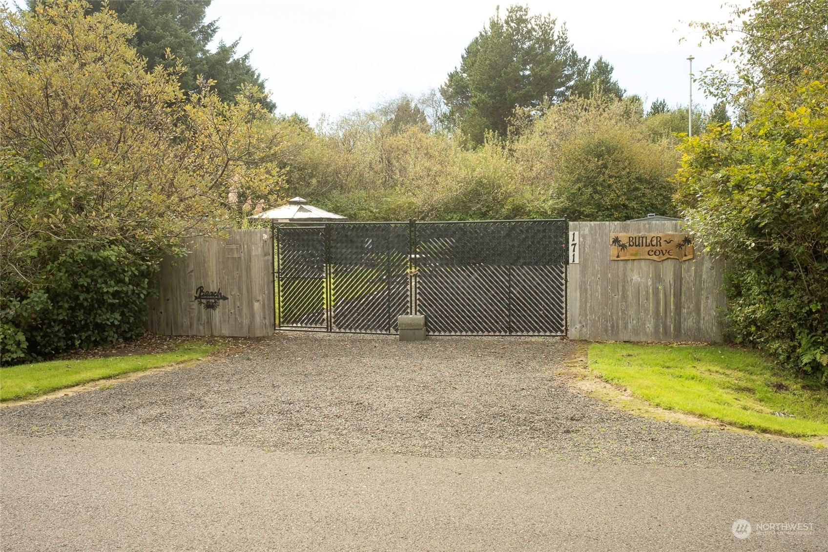 Property Photo:  171 N Oar Loop NW  WA 98569 