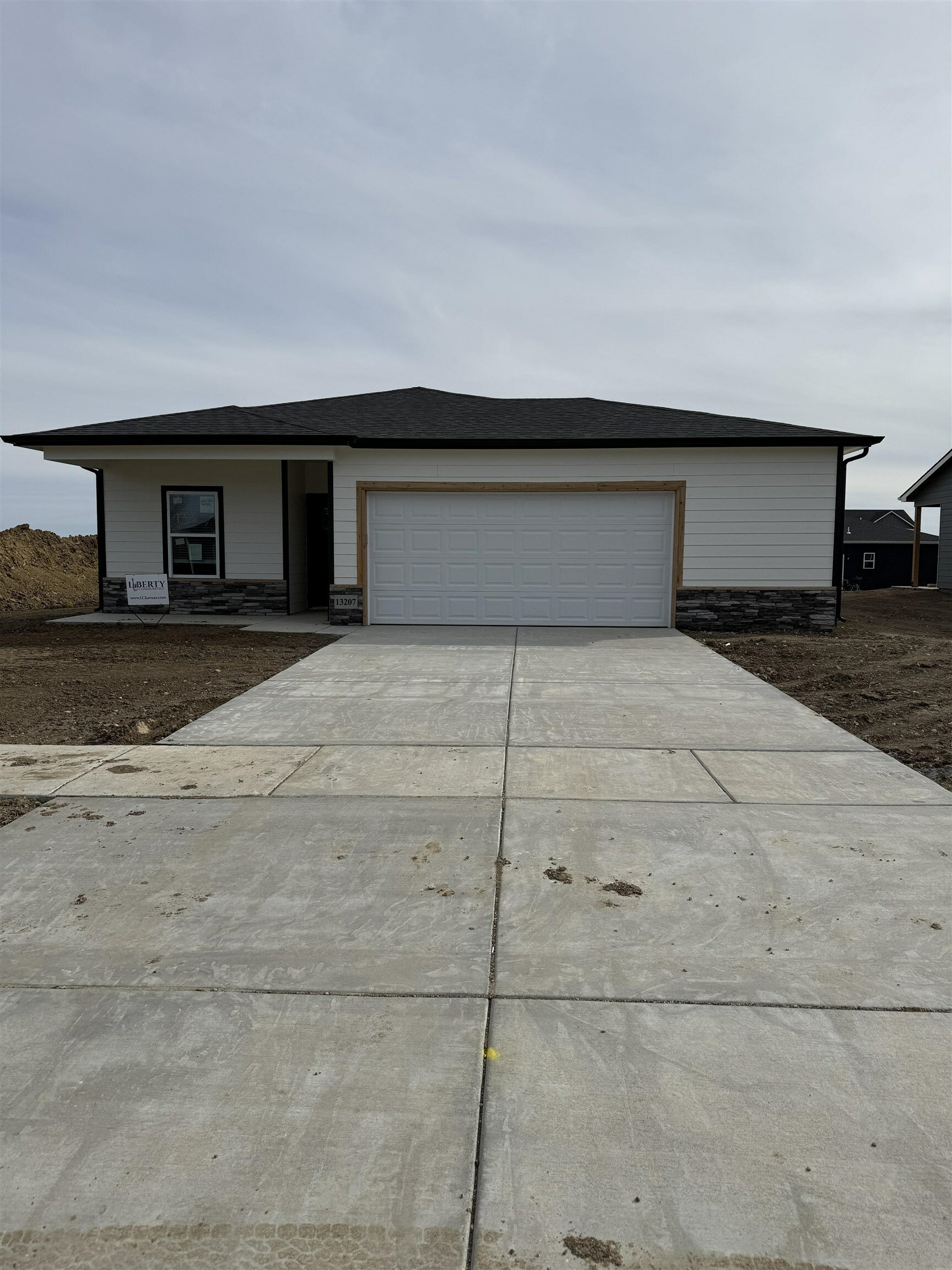13207 E Spring Valley St  Wichita KS 67230 photo