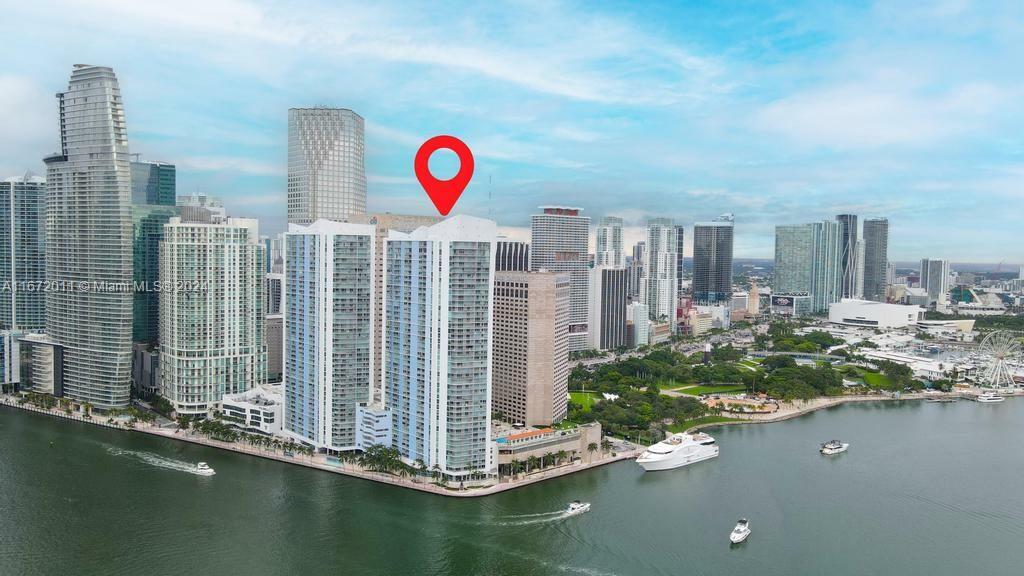 Property Photo:  335 S Biscayne Blvd Lph-02  FL 33131 