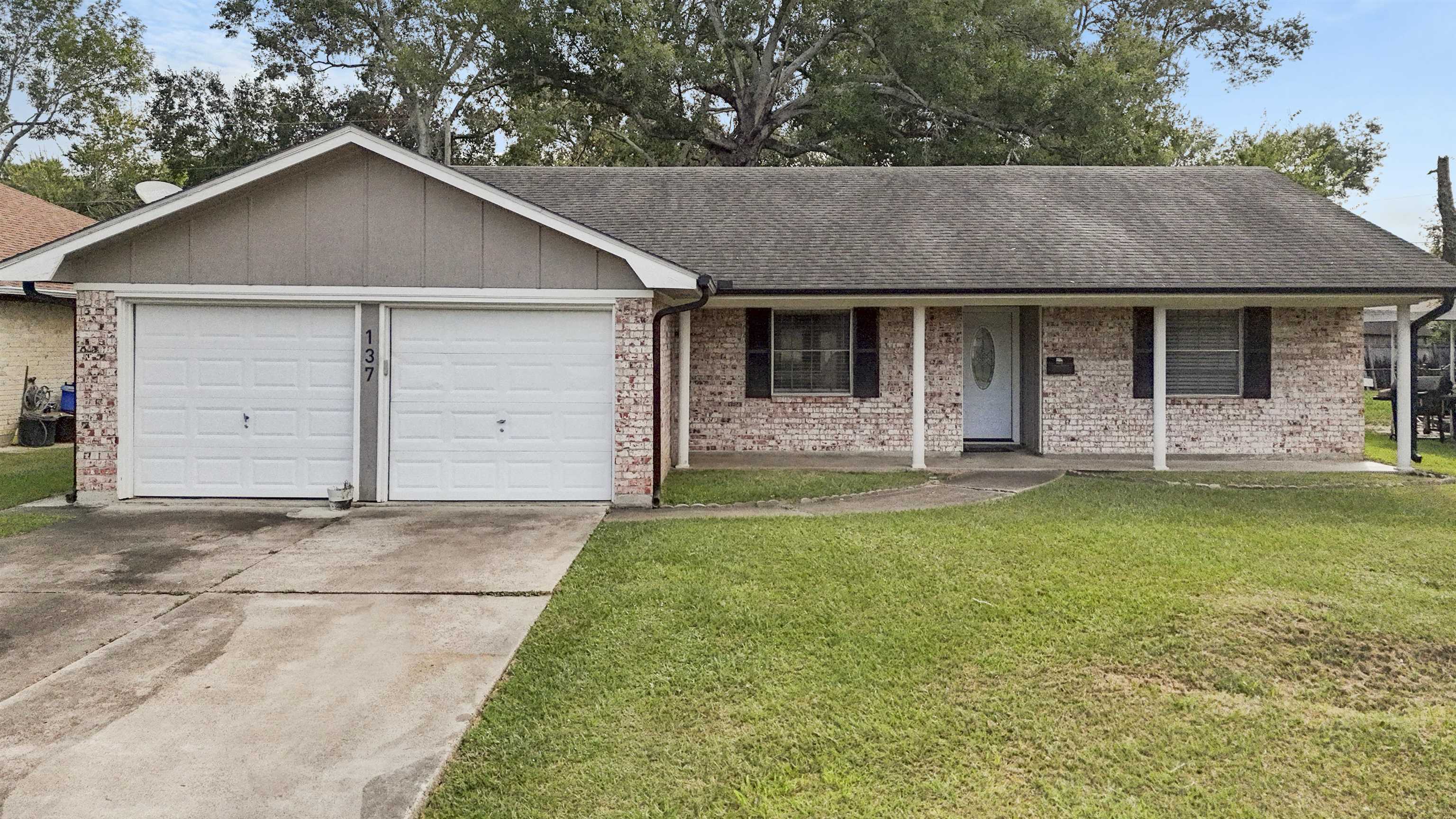 Property Photo:  137 Briggs St.  TX 77707 