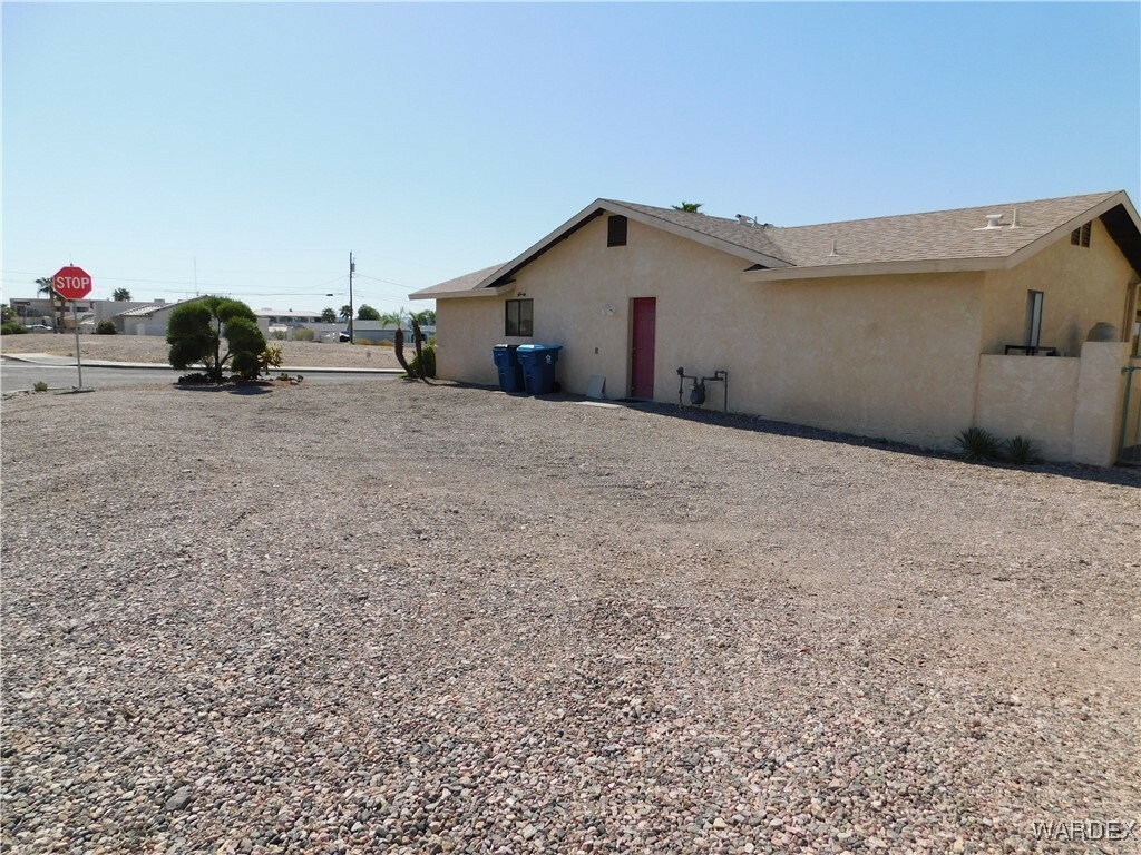 Property Photo:  3241 Newport Drive  AZ 86406 