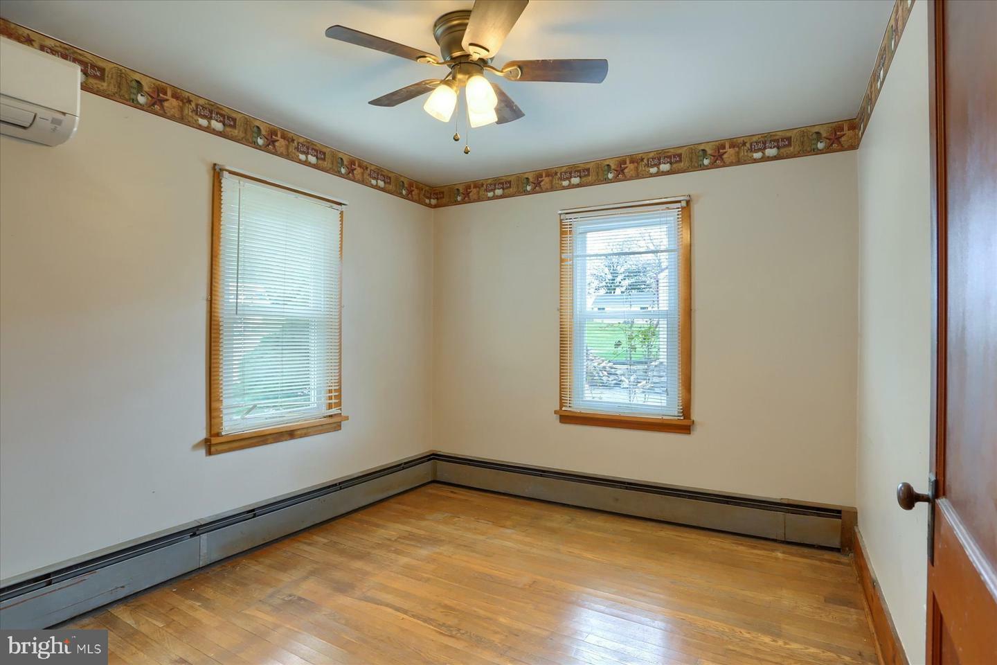 Property Photo:  8 Pine School Road  PA 17324 